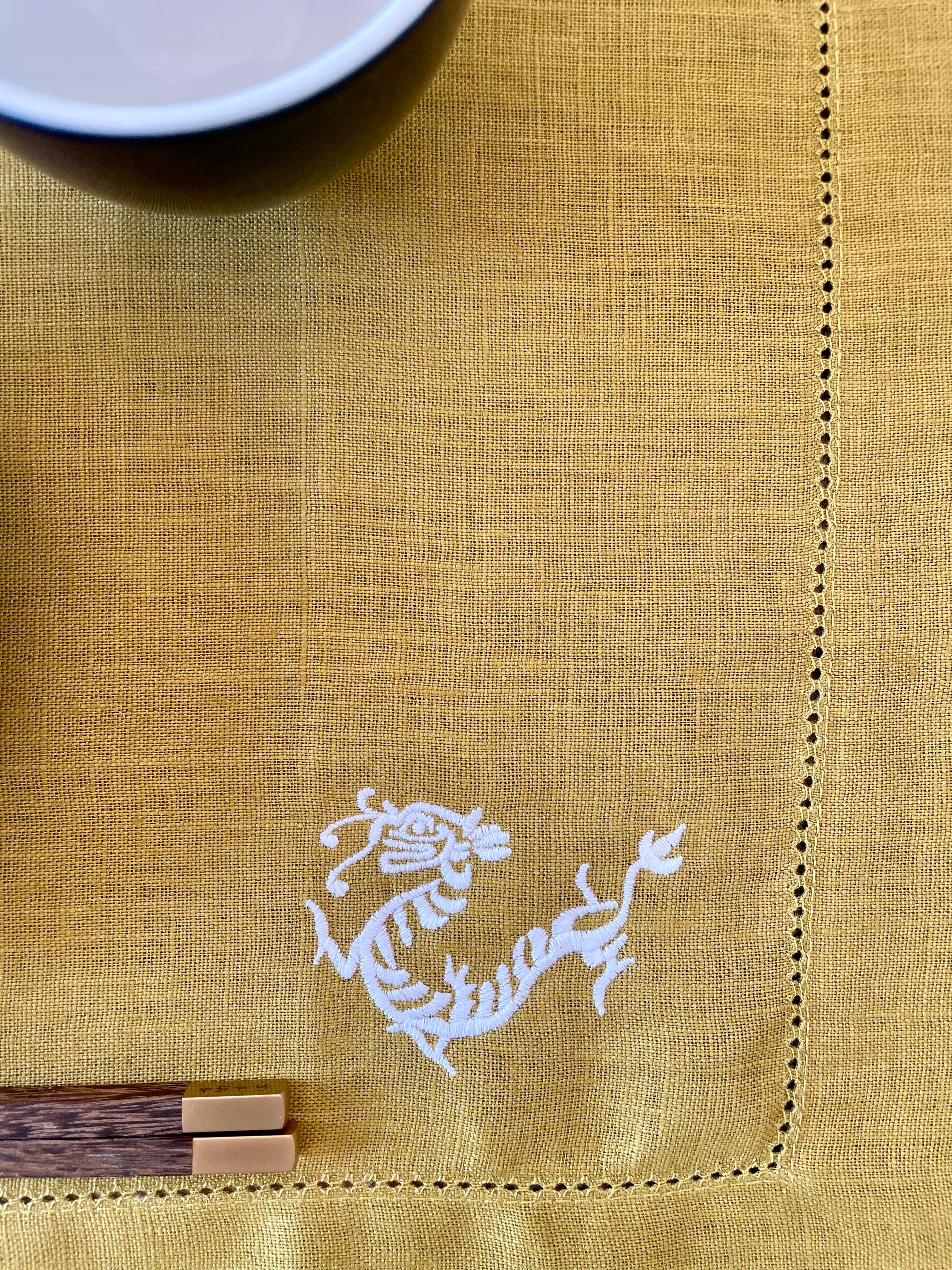 Golden Linen Placemats with Dragon - Set of 4 pieces