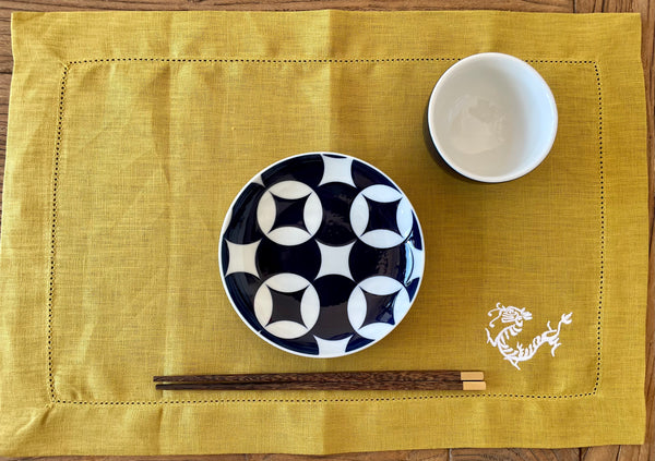 Golden Linen Placemats with Dragon - Set of 4 pieces