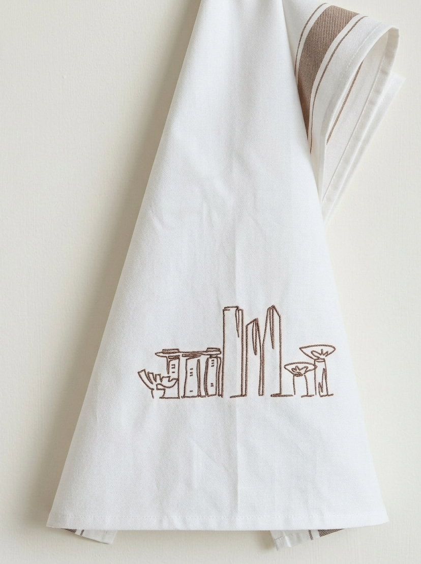 Tea towel with Golden Singapore Skyline