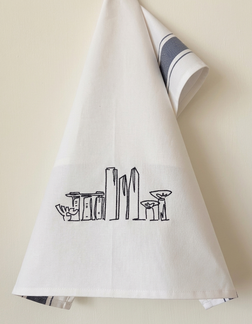 Tea towel with Grey Singapore Skyline
