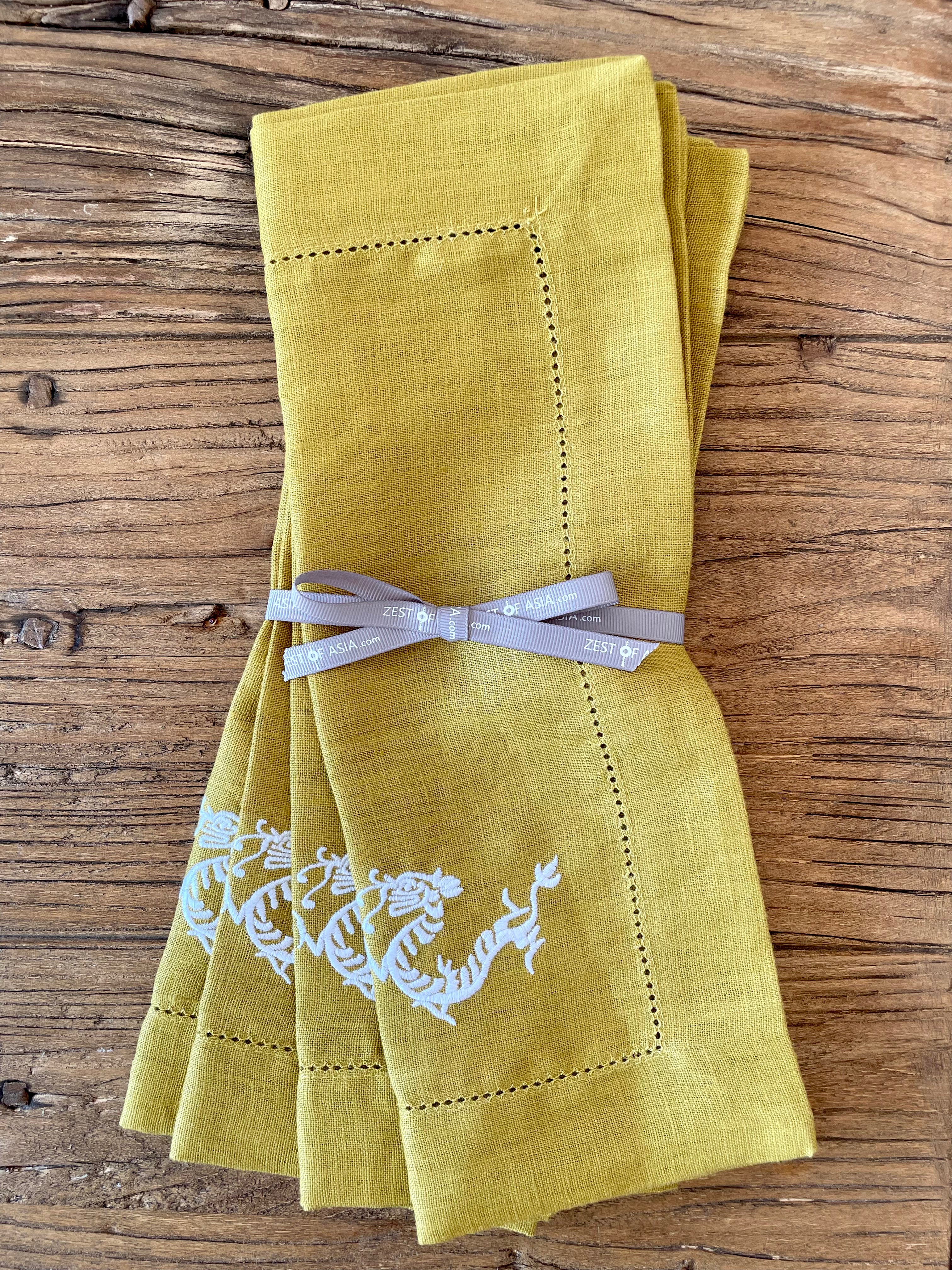 Golden Linen Placemats with Dragon - Set of 4 pieces