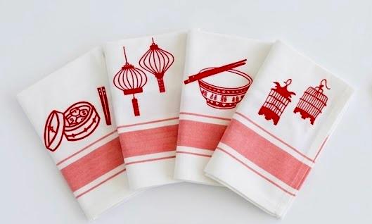Napkins with Red Singapore symbols - Set of 4 pieces