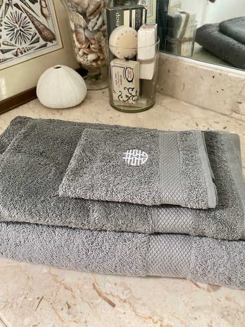 Grey Bath Sheet with White Double-Happiness